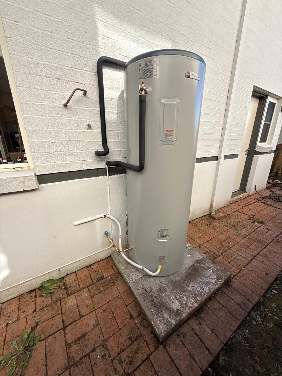 Rheem Stellar electric storage — changeover — Kiama | Shellharbour Plumbing