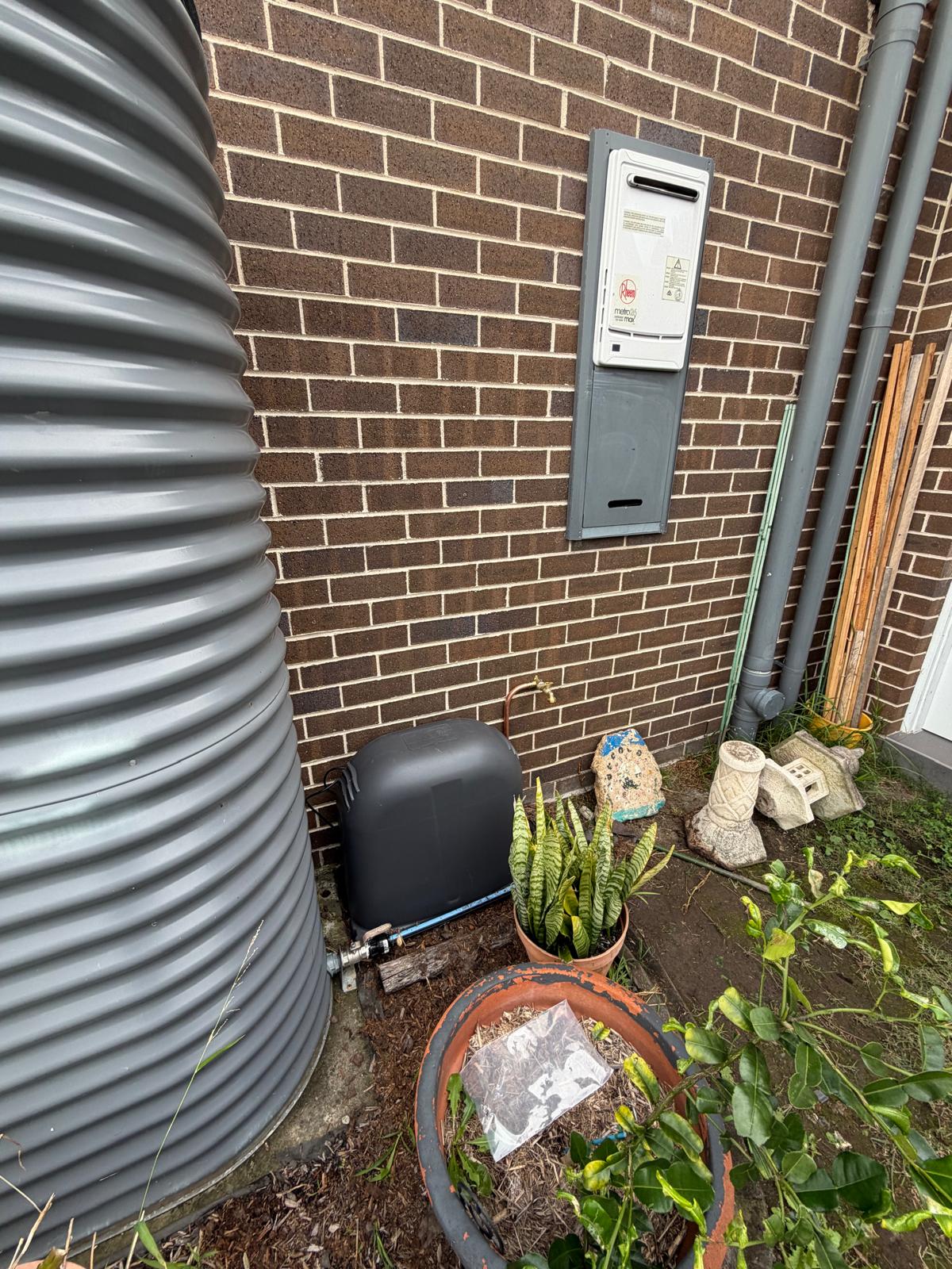 Rheem Metro Max instant gas — tank-fed — Kiama Downs | Shellharbour Plumbing