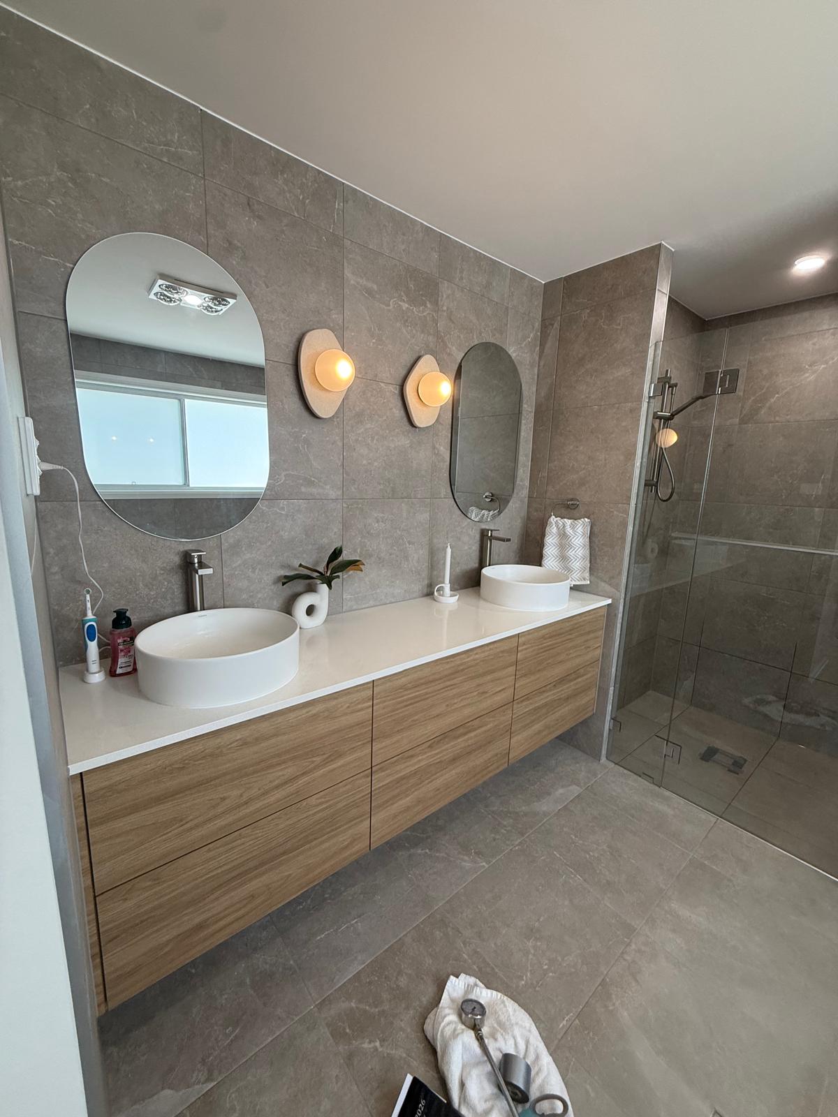 Ensuite — double vanity & walk-in shower — Gerringong | Shellharbour Plumbing